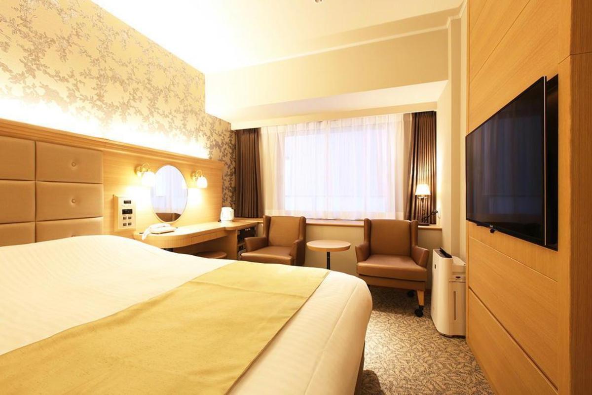 Kobe Luminous Hotel Sannomiya photo2